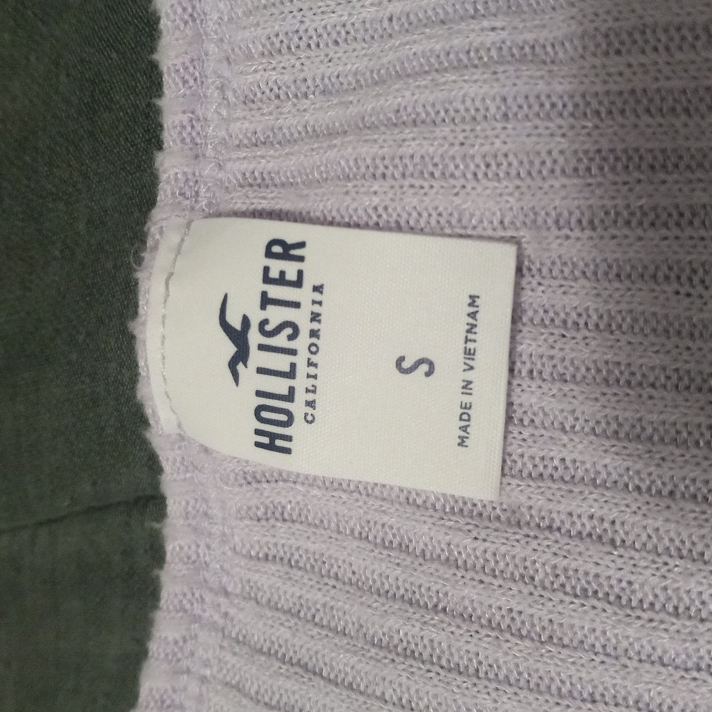 Hollister Light Purple Ribbed Top - Picture 3 of 3